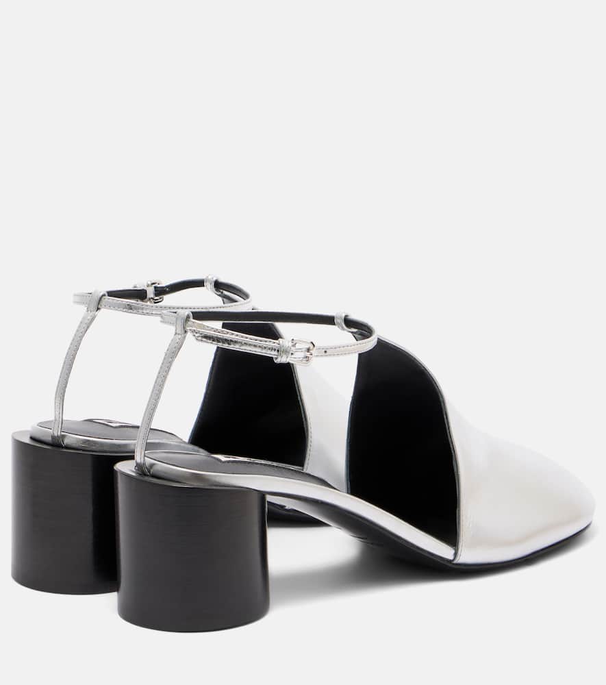 Metallic leather pumps