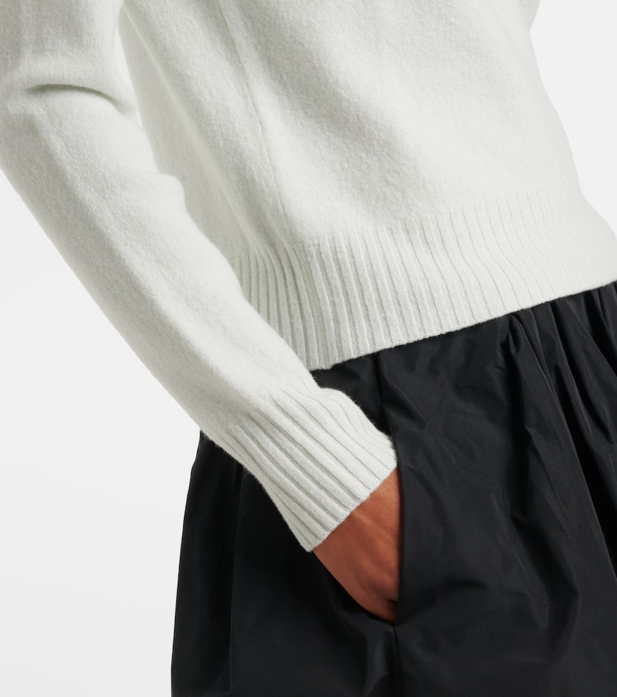 Wool sweater