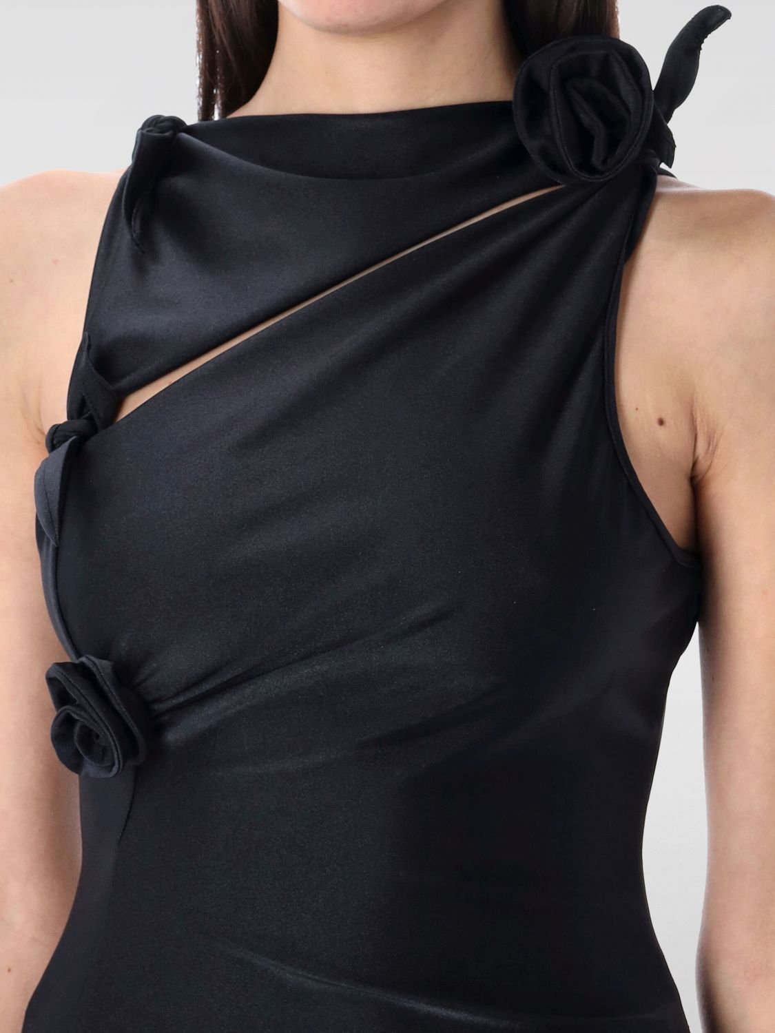 Asymmetric flower top - Black