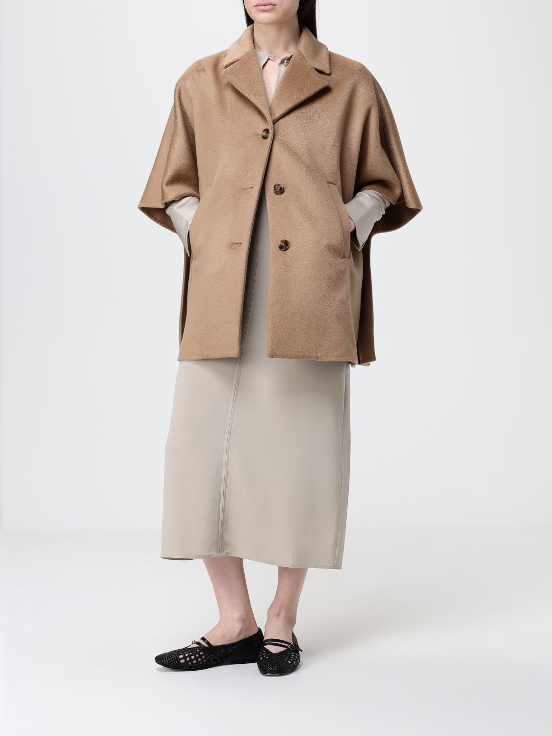 Coat Woman color Camel