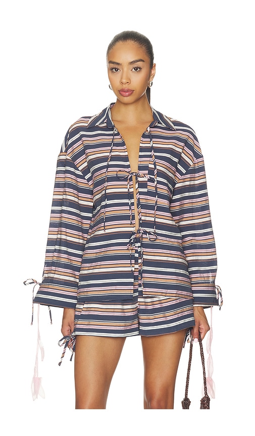 Milkwhite Flower Detail Shirt in Stripes Blue. L also in M