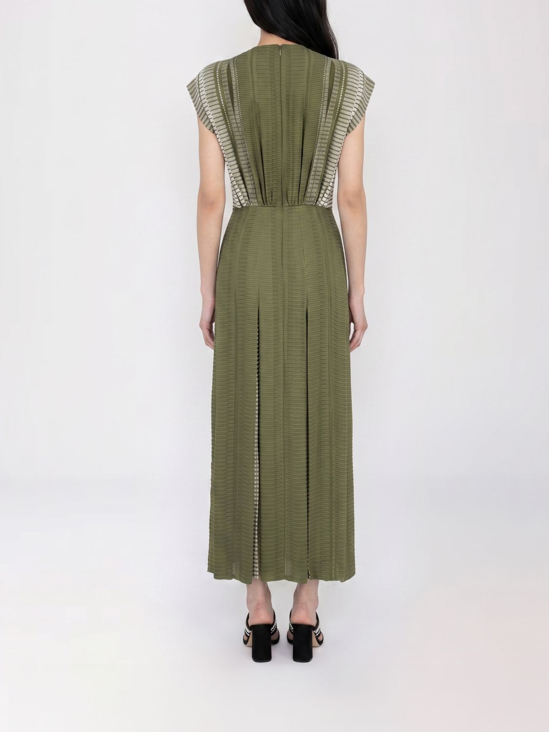 Dress woman