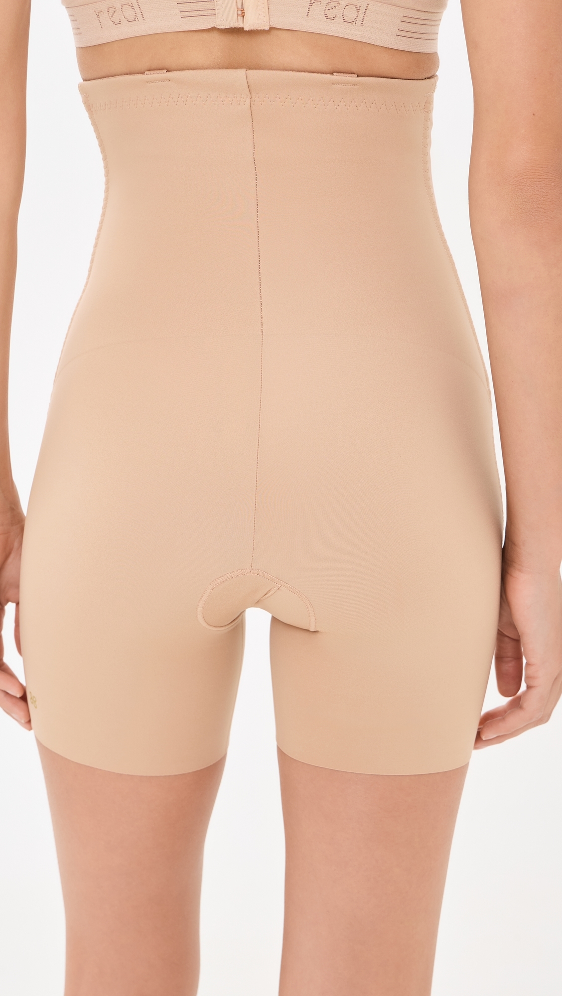Superpower Girl Shorts Sand