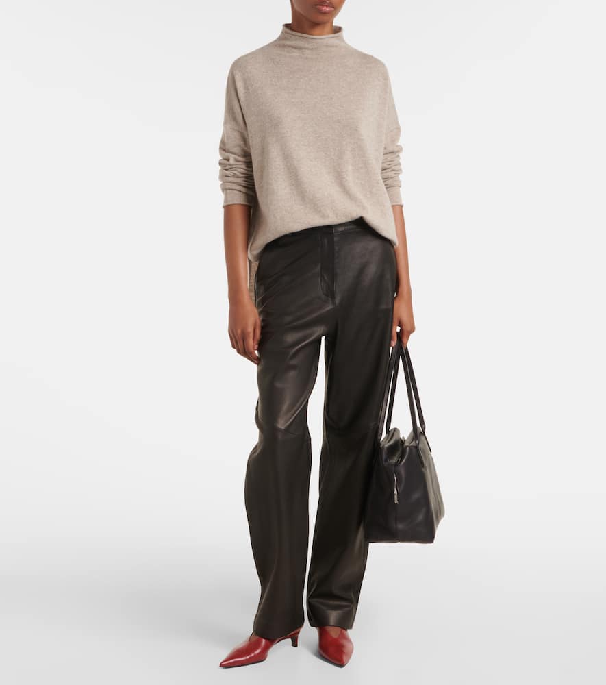 Cashmere sweater