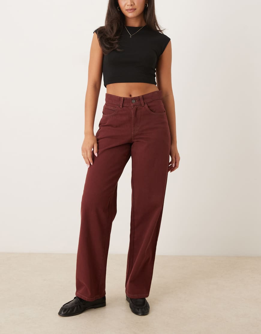 Herndon baggy fit denim jeans in dark burgundy-Red