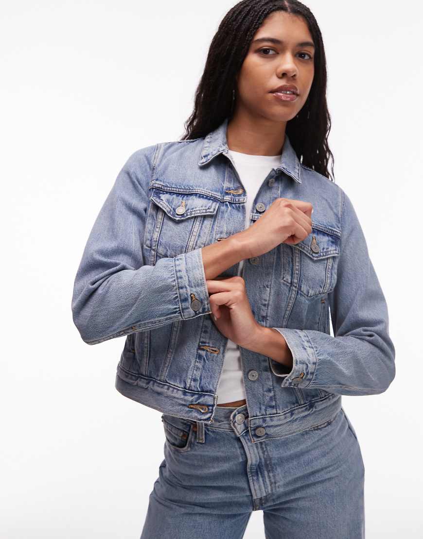 Original denim trucker jacket in light wash-Blue