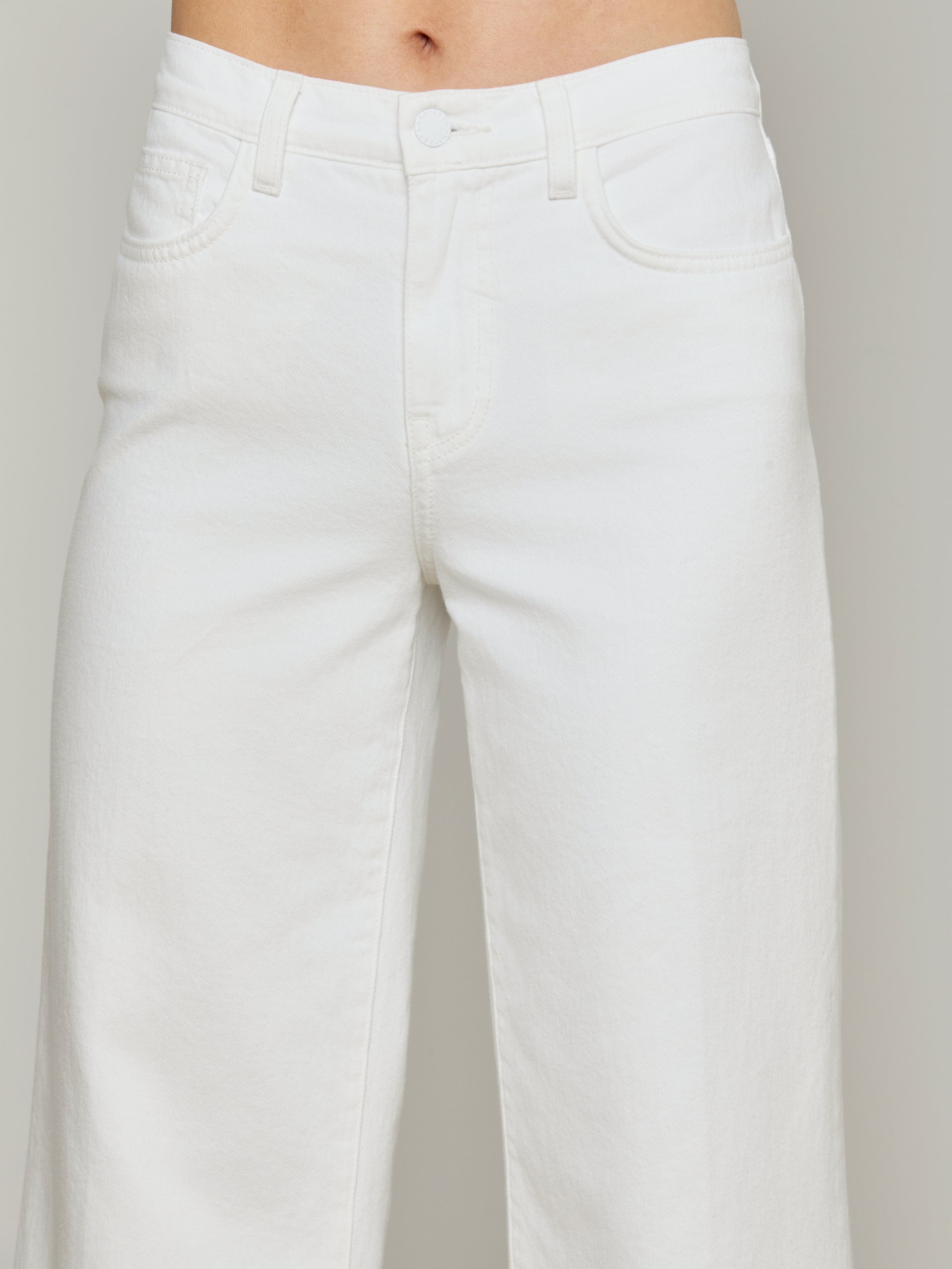 Alicent Wide-Leg Jean In Blanc