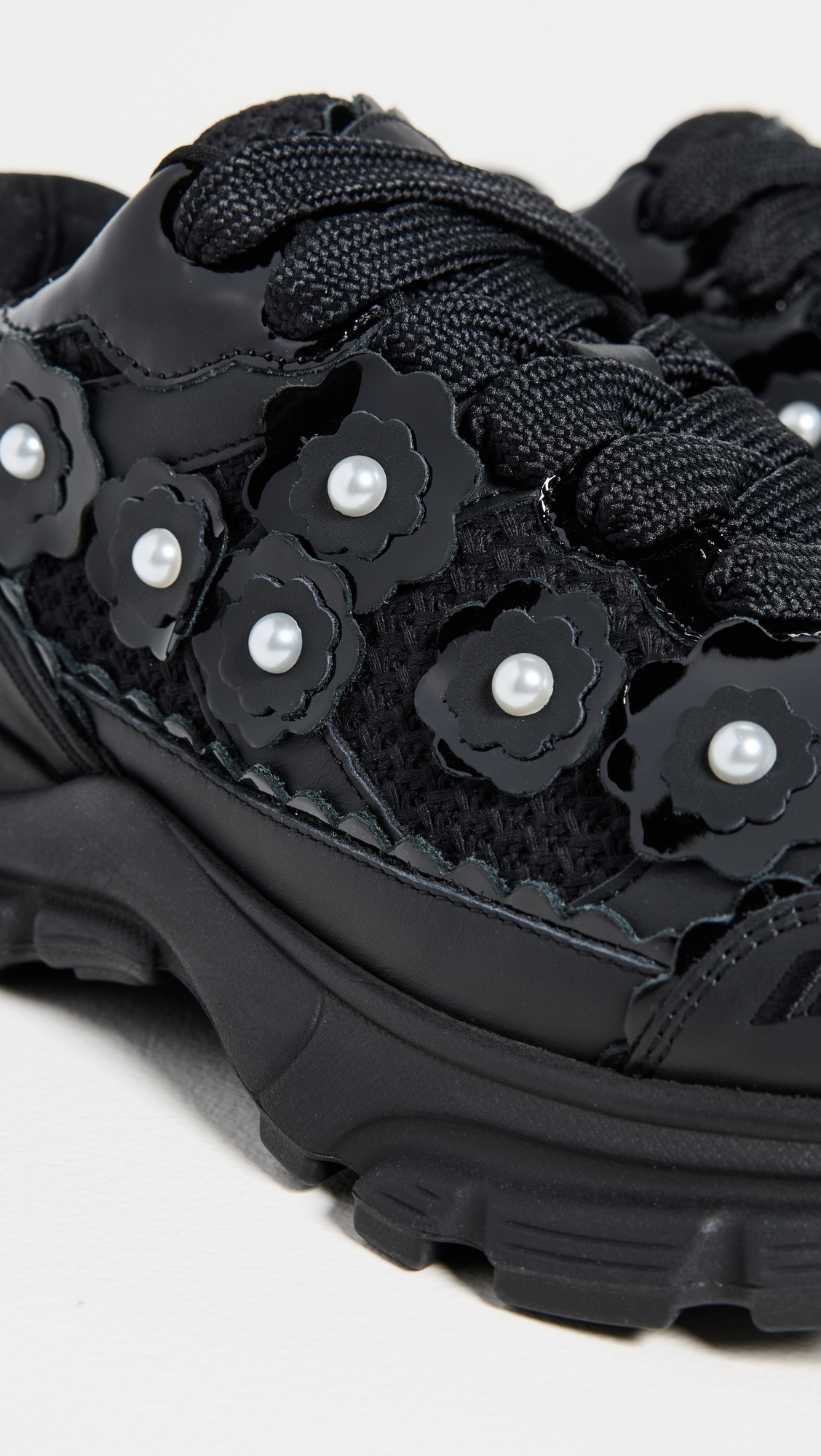 Axel Arigato Marathon Flower Runner Sneakers Black/Black
