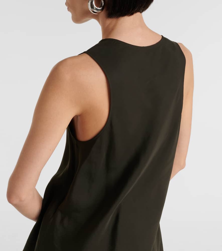 Scoop-neck tank top