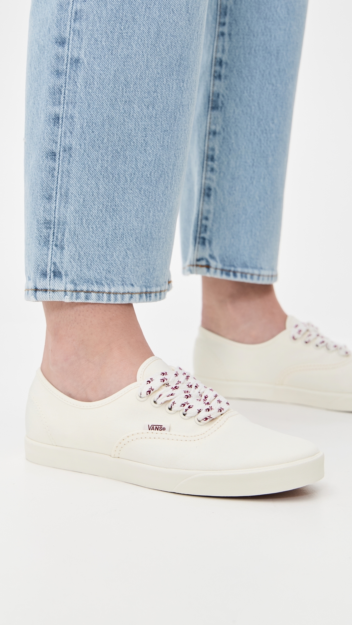 Vans Authentic Lowpro Sneakers Floral Laces Egret W