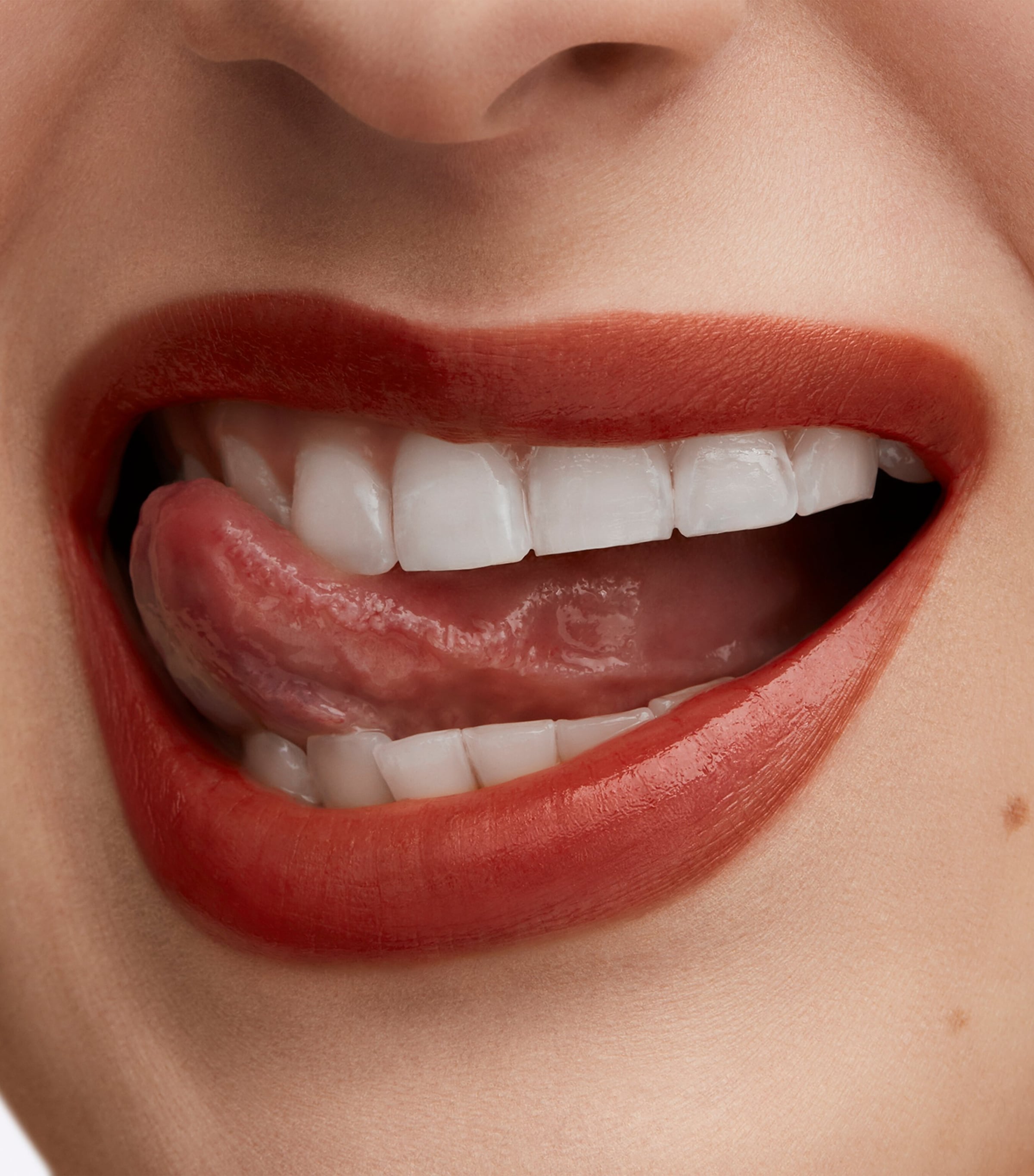 Lustreglass Sheer-Shine Lipstick
