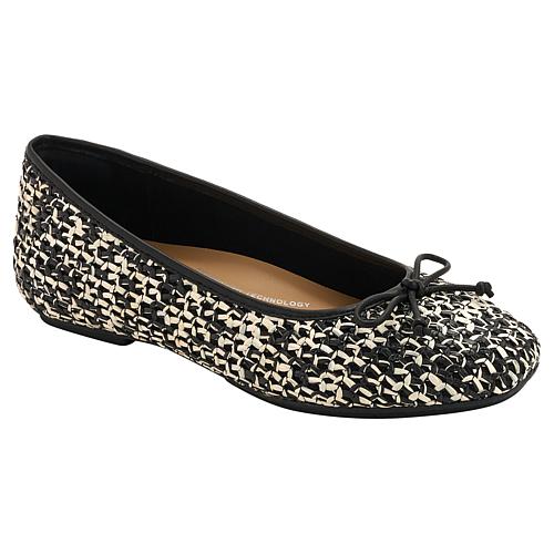 Delicato Bow Soft Leather Ballet Flat