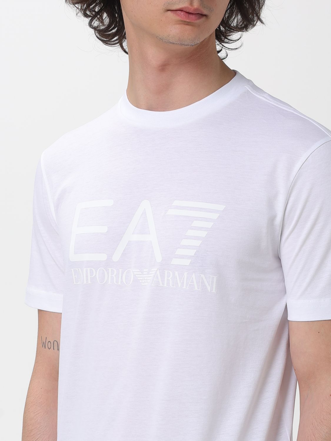 T-Shirt Men color White
