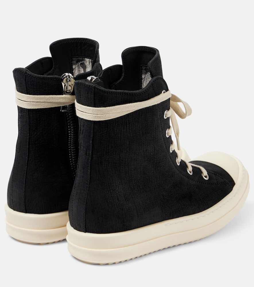 Sneaks high-top canvas sneakers