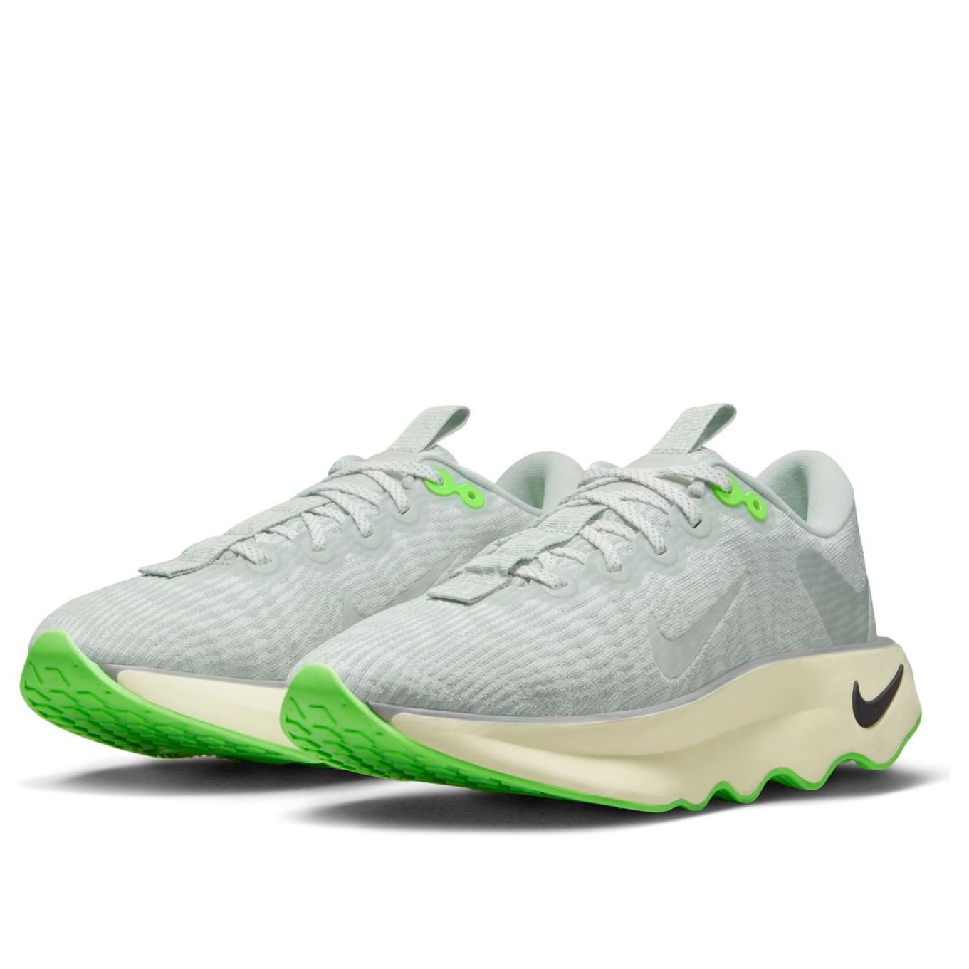 (WMNS) Motiva Running Shoes 'Light Silver Green Strike'