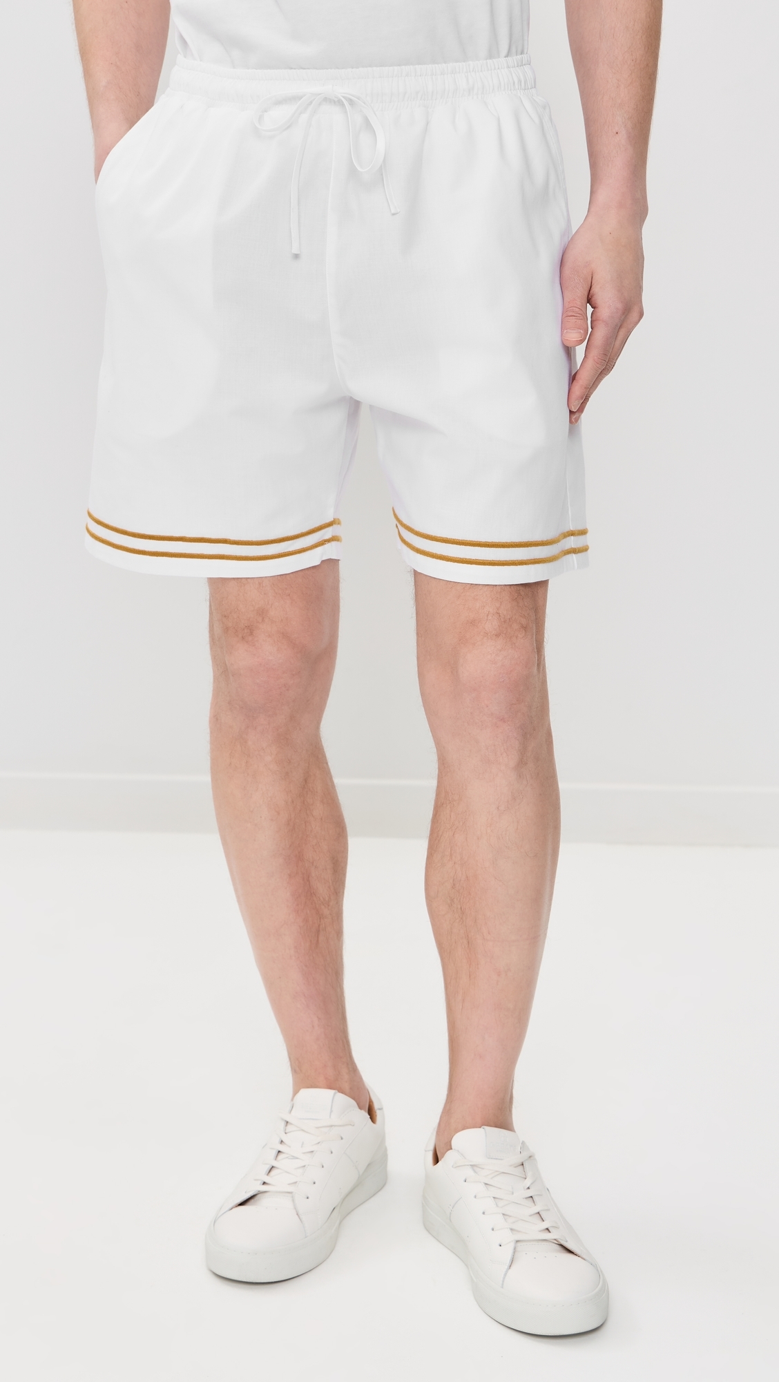 Samet Embroidered Linen Shorts White