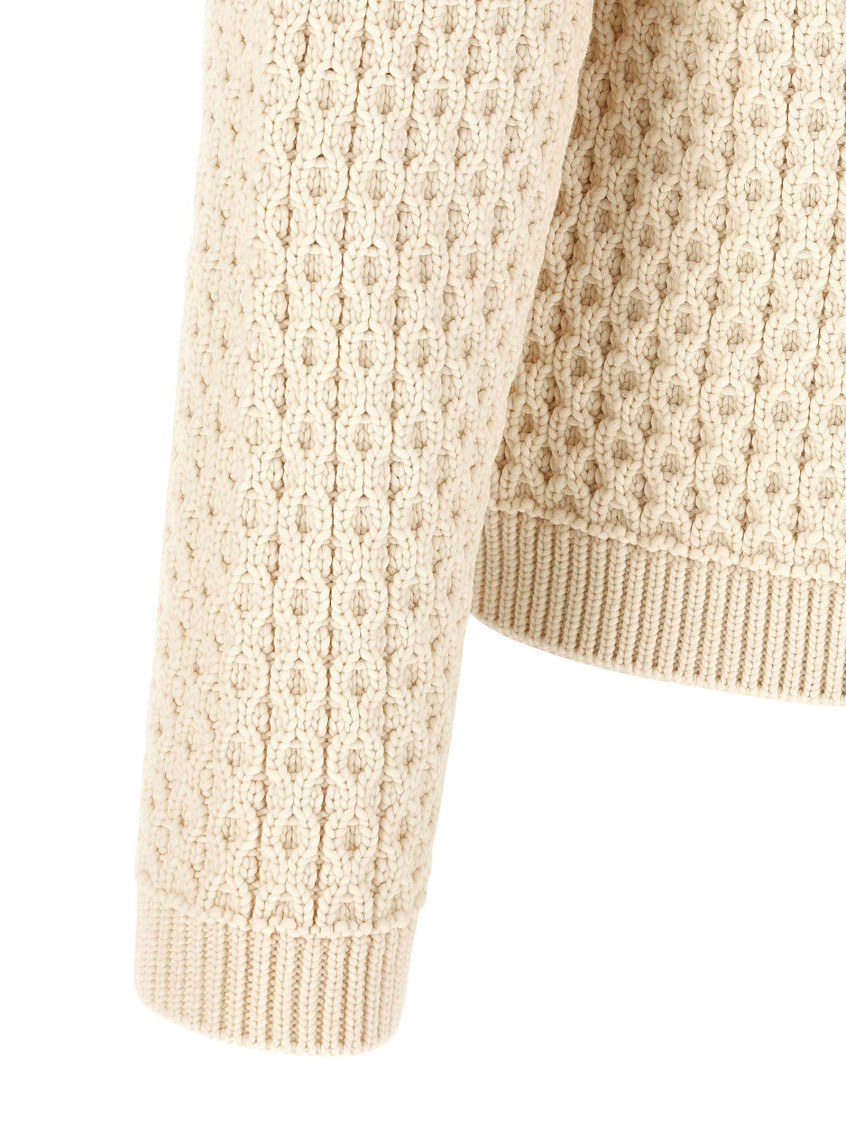 Sweaters And Knitwear