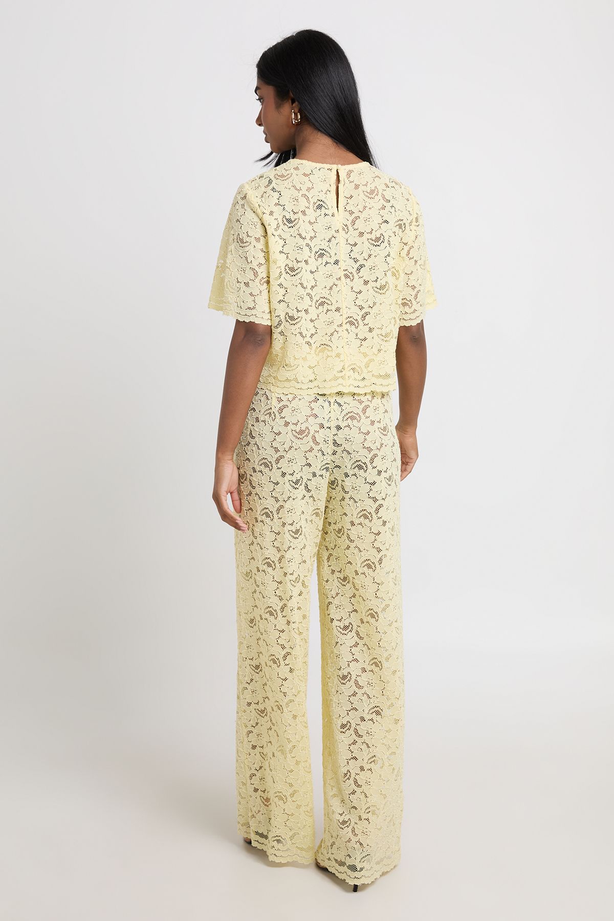 Boohoo Womens Lace Scallop Edge Boxy Top - Yellow