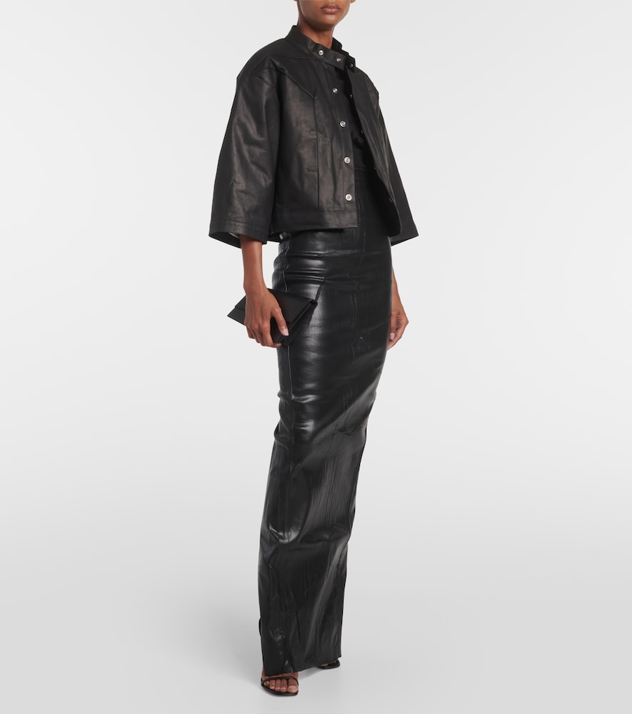 Cropped leather jacket