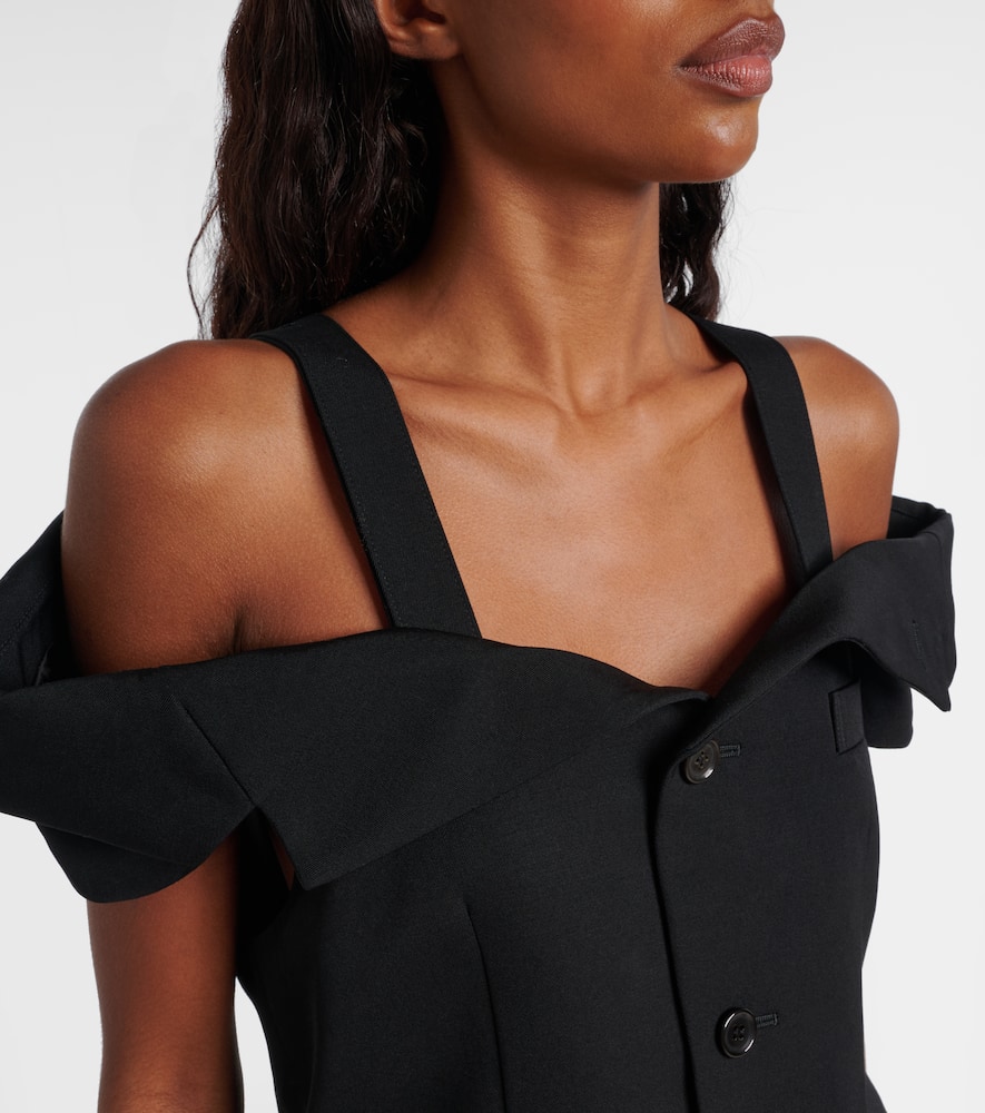Cutout wool top
