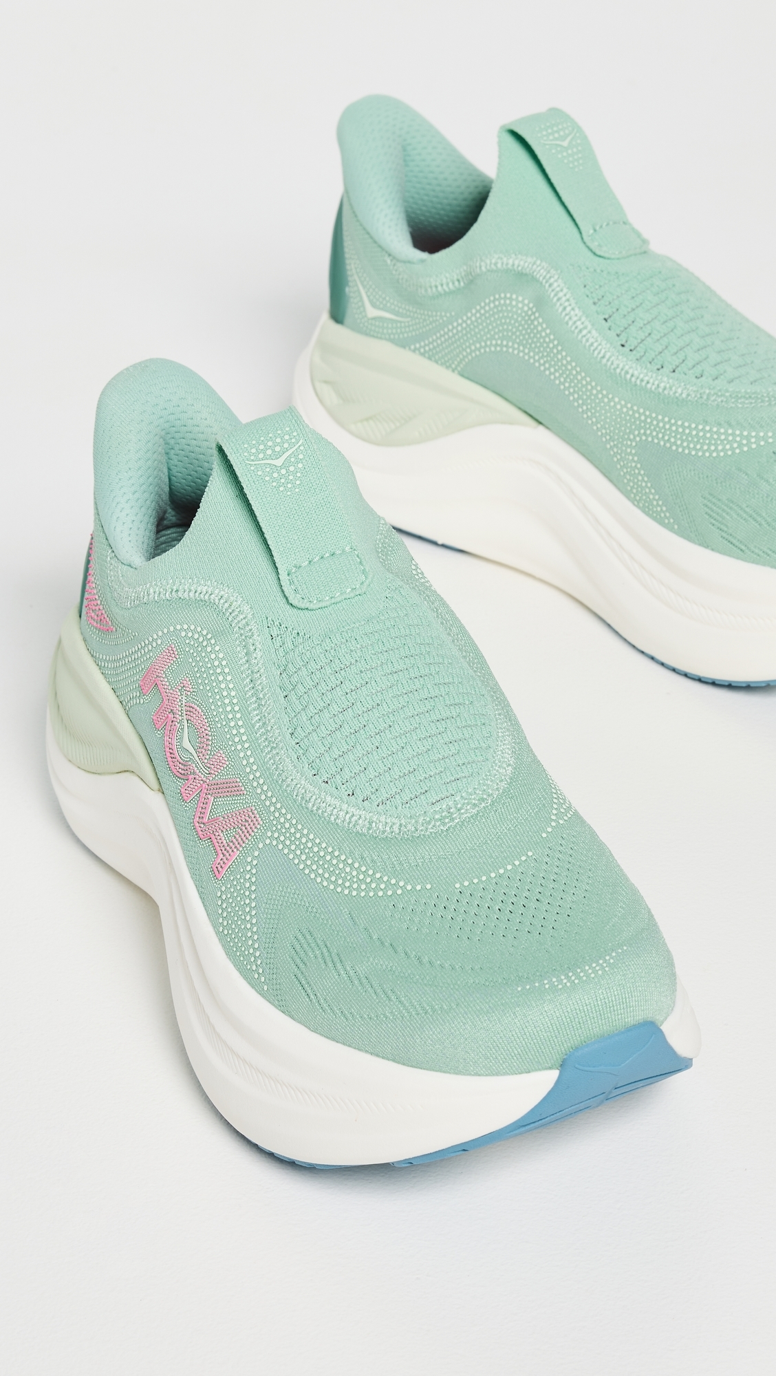 Skyward Laceless Sneakers Jadeite/Sea Glass