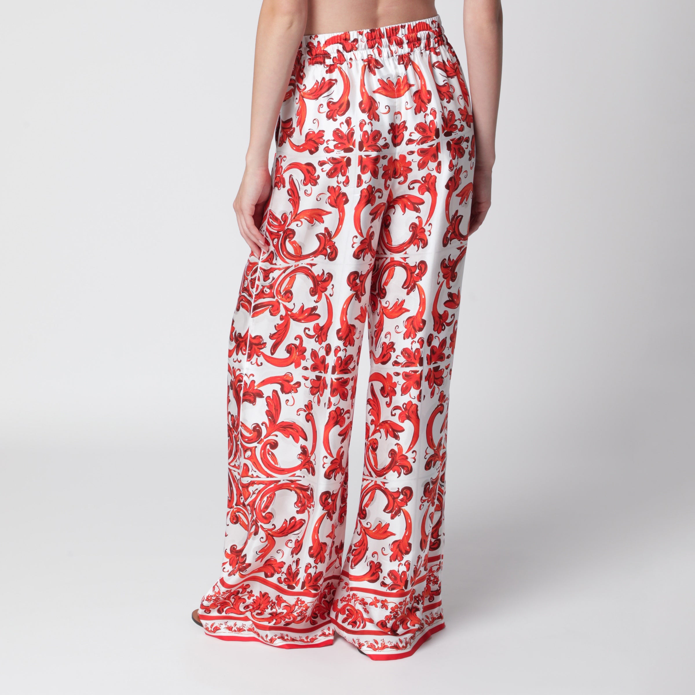Wide-leg maiolica-print silk pants in orange