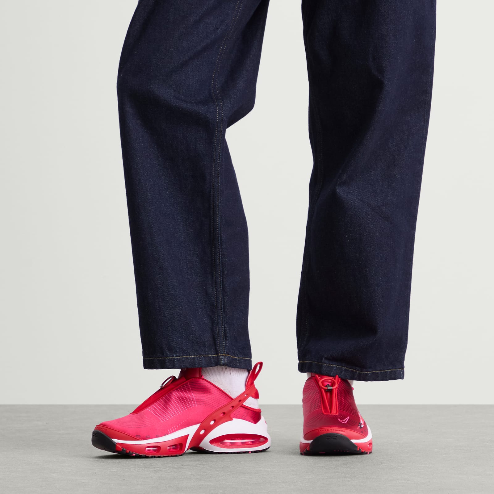 Women's Air Max Craze Sneaker Red/Pink/Black