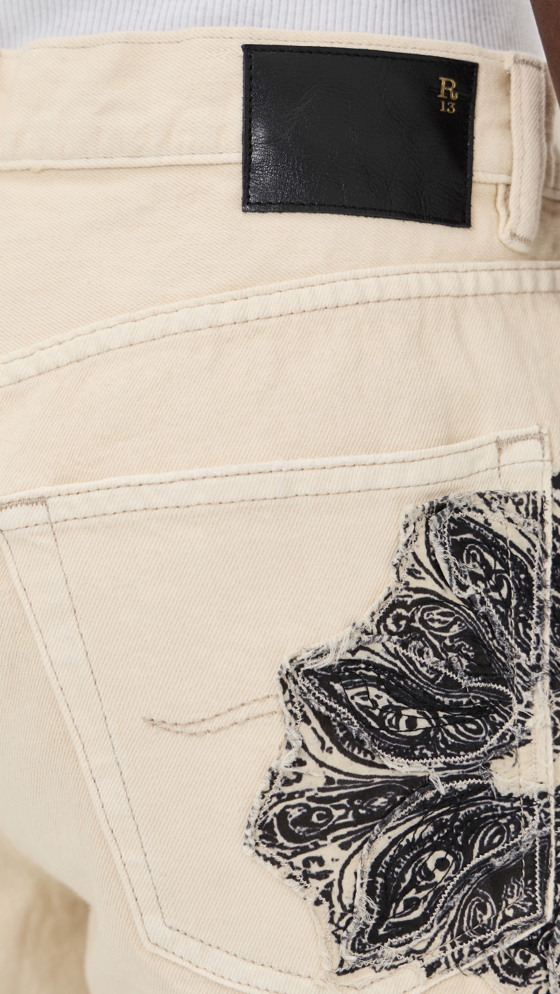 Ex-Boyfriend Shorts Ecru Bandana Applique