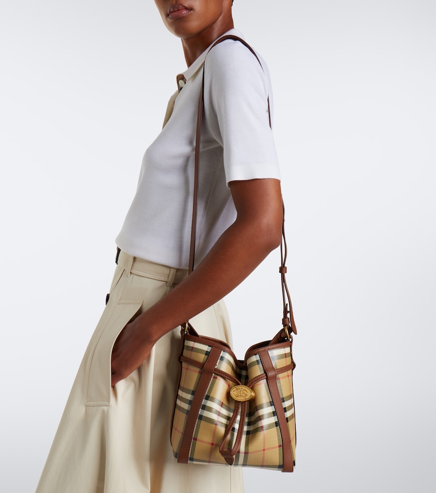 Check Small bucket bag