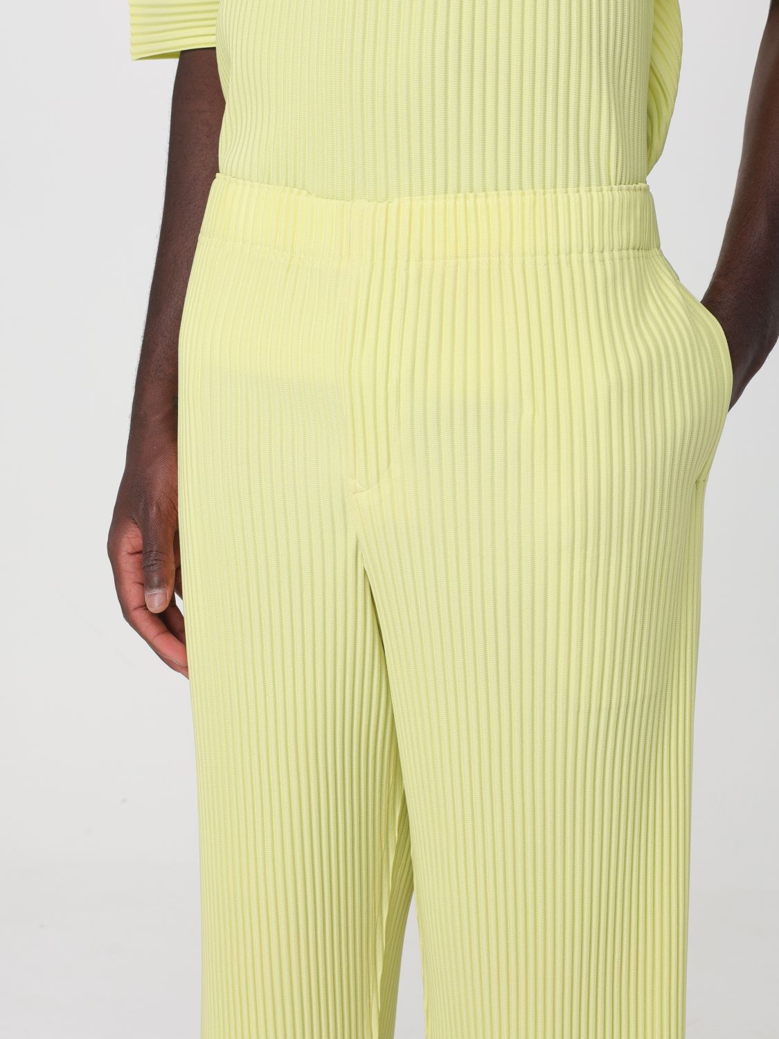 Pants Men color Yellow