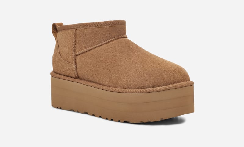 ® Women's Classic Ultra Mini Platform Suede Classic Boots in Chestnut