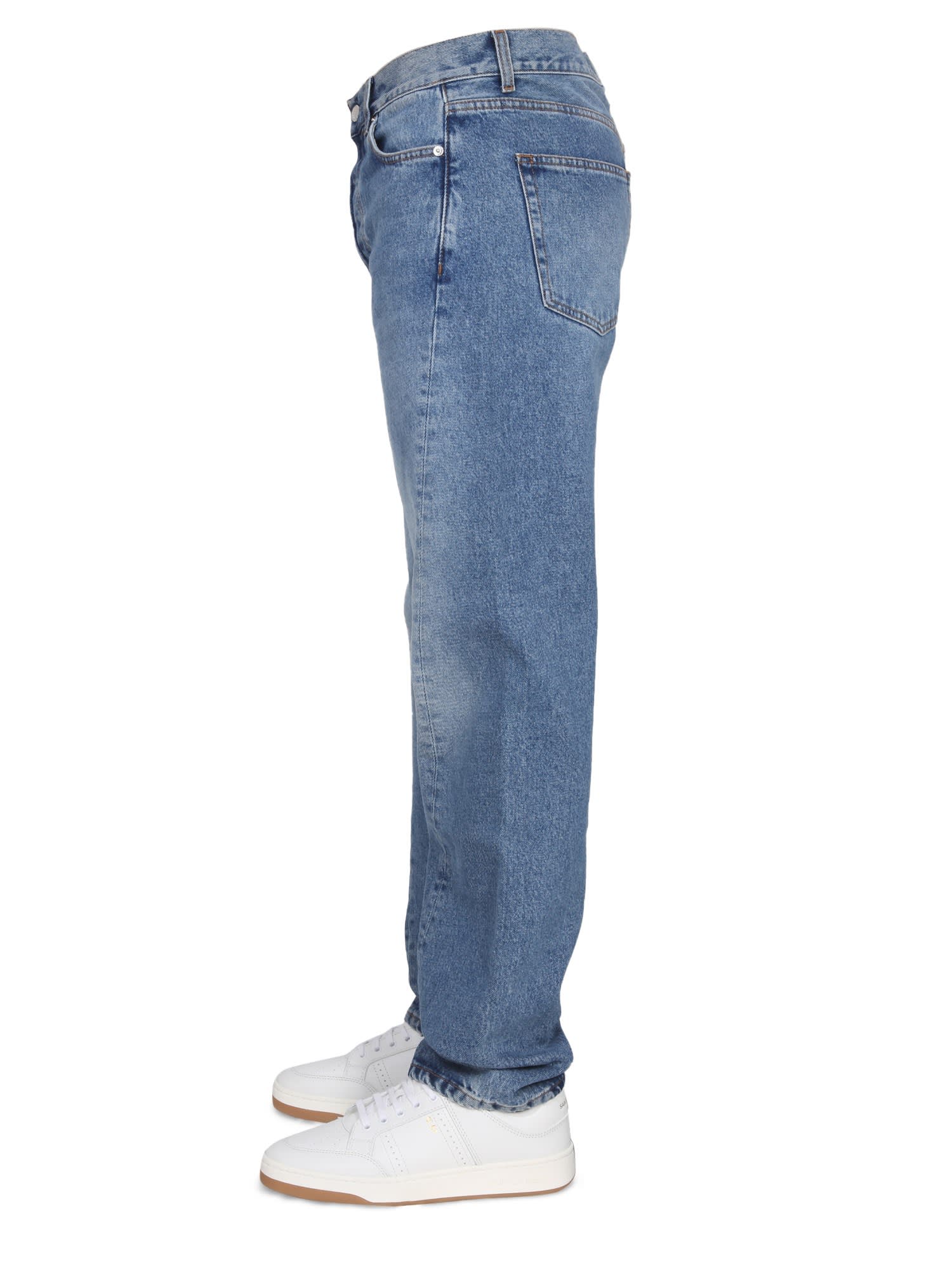 Twisted Jeans
