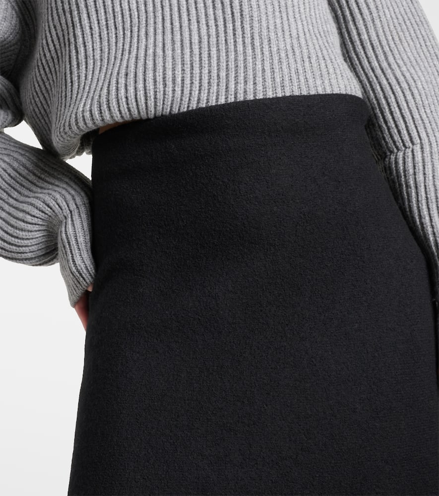 Wool midi skirt