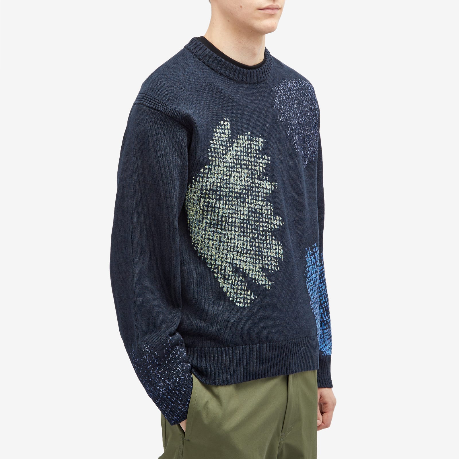 Men's Pixilated Flower Crew Sweater in Navy
