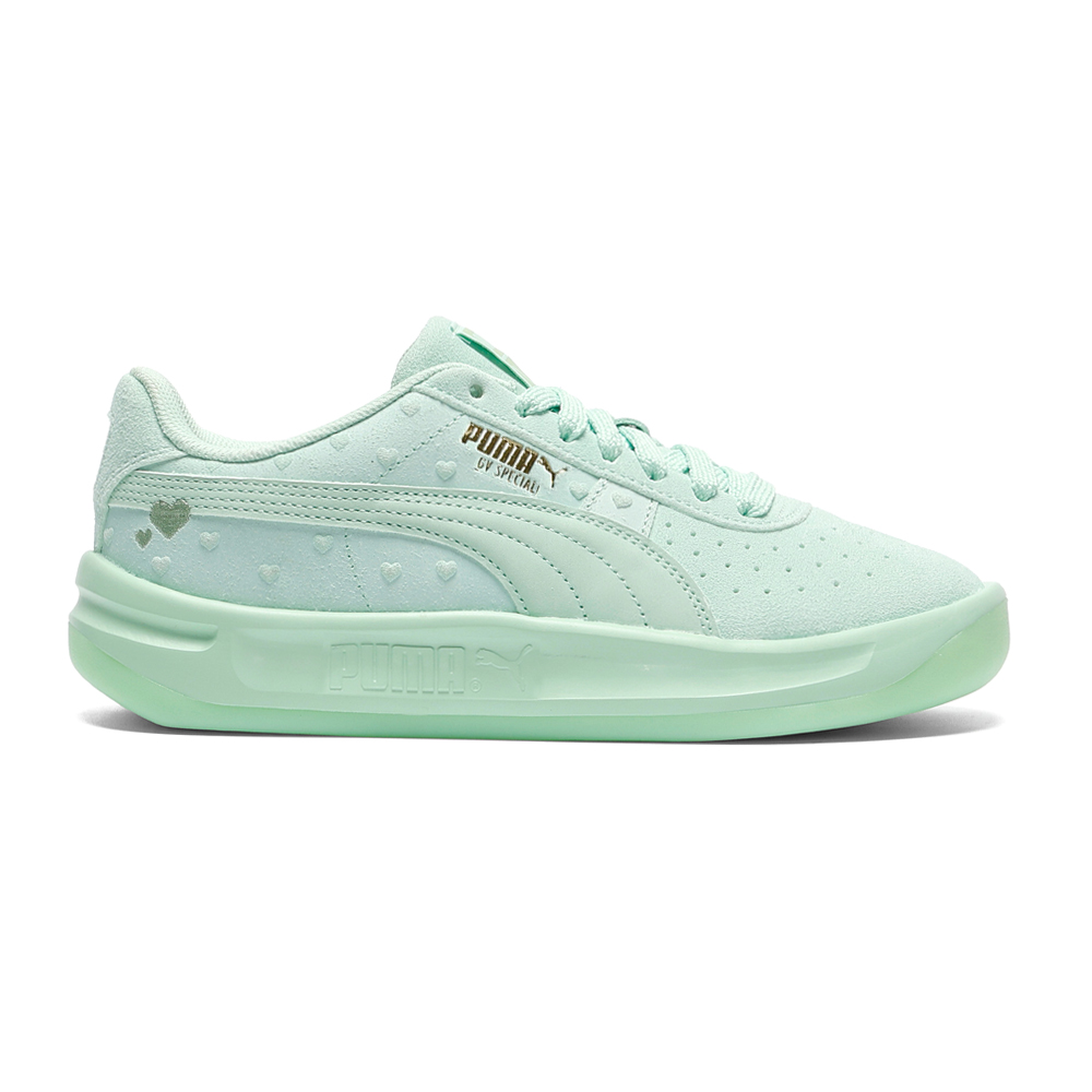 GV Special Hearts Sneakers
