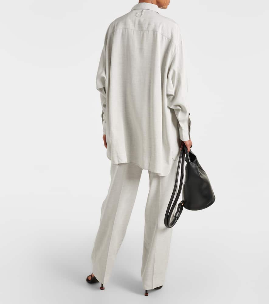 Le chemise Poche shirt