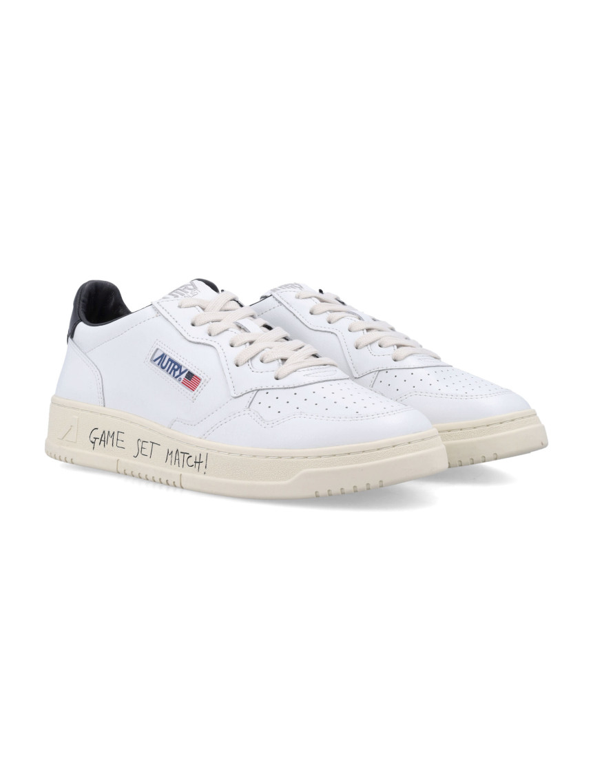 Medalist Low-top Sneakers