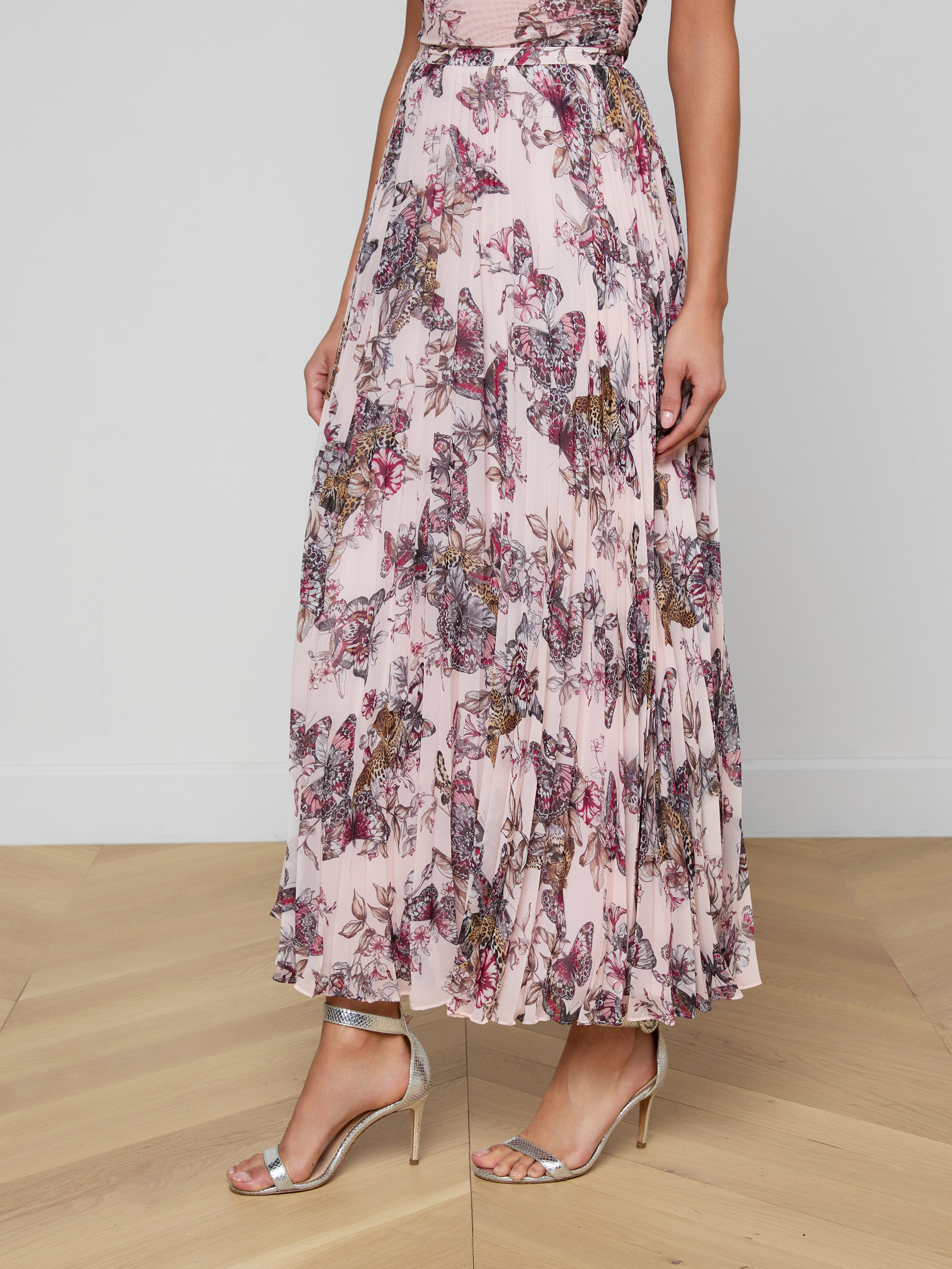 Torin Pleated Maxi Skirt In Light Nectar Pink Small Multi Butterfly Jungle