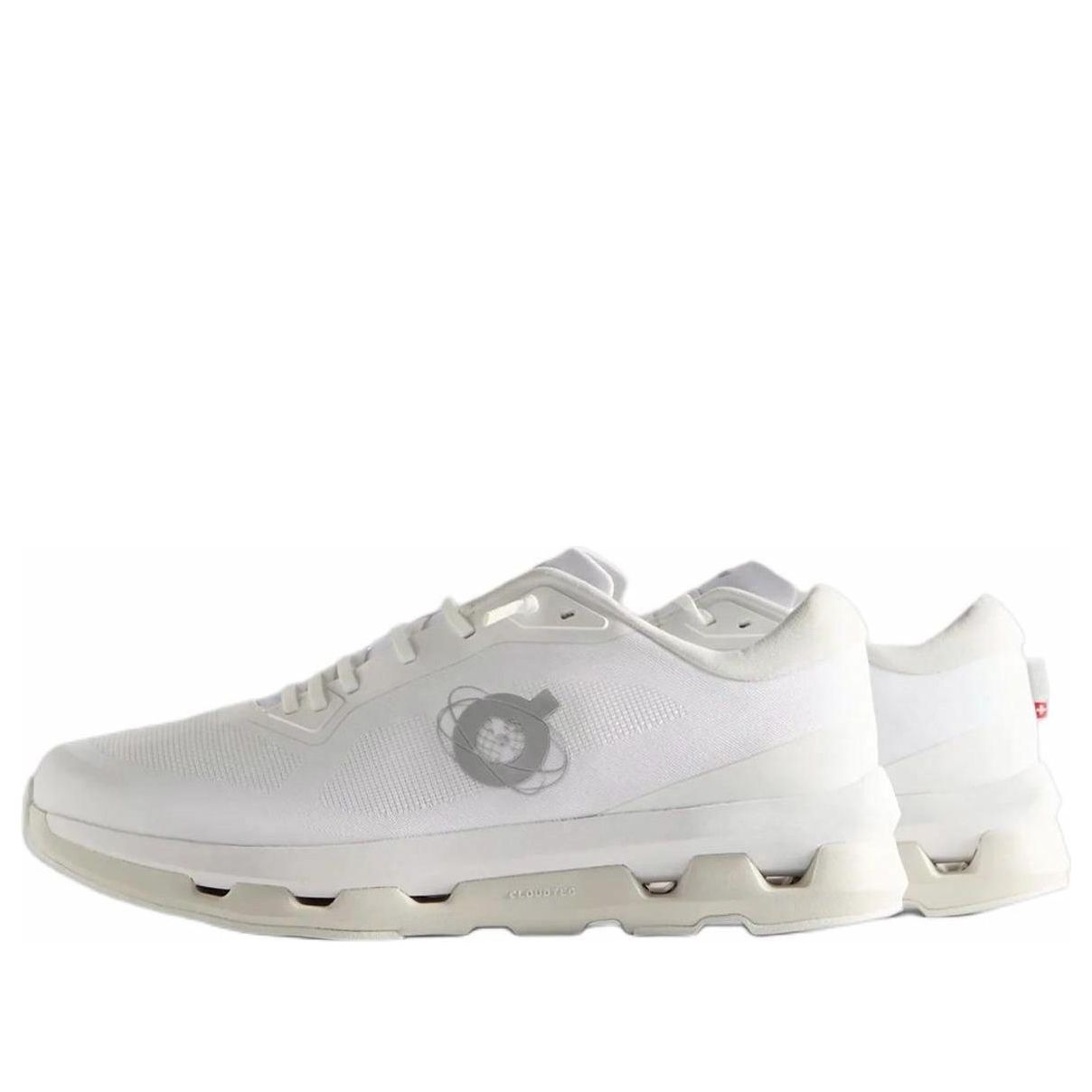 X Kith Cloudzone 'White Ice'