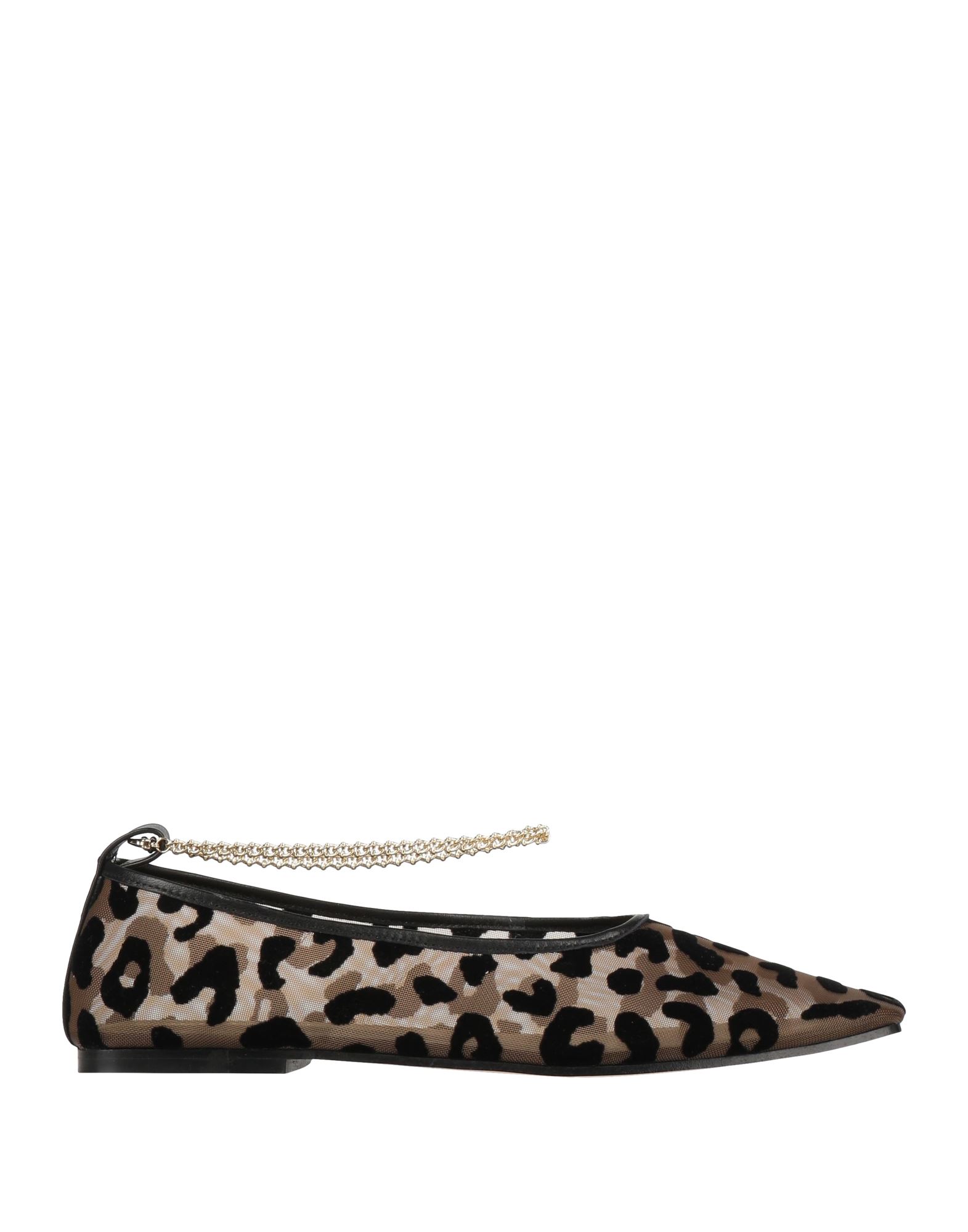 Ballet flats