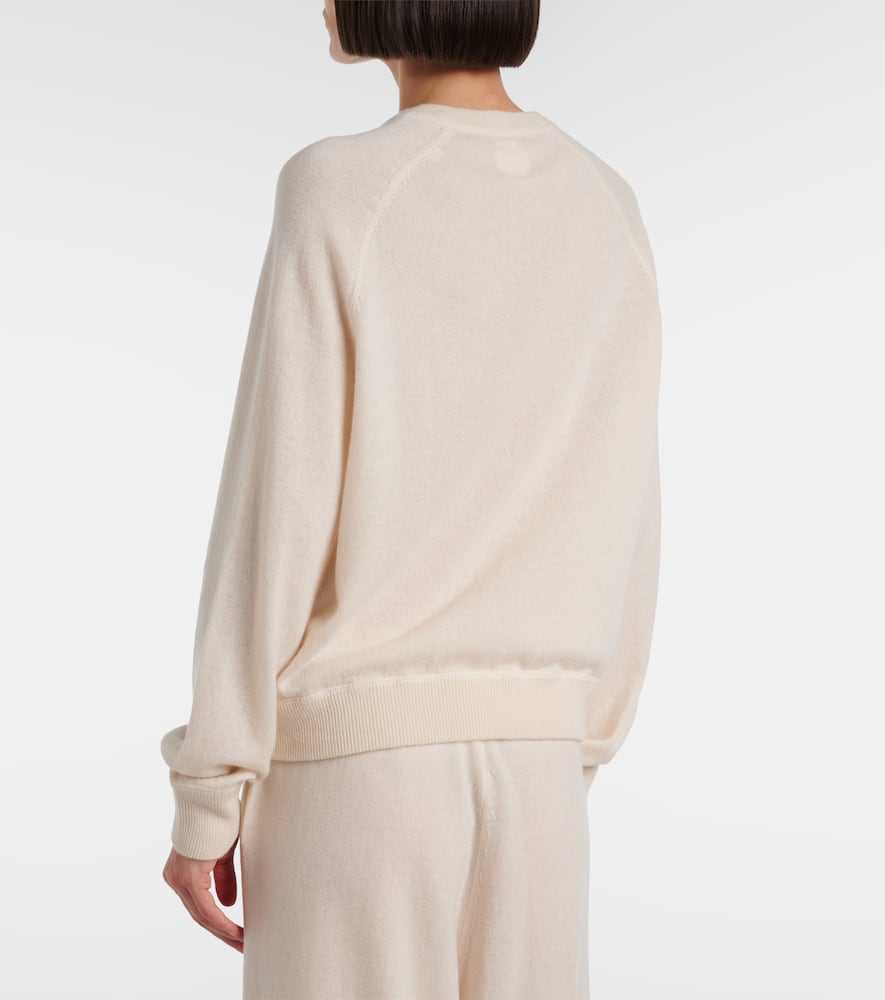 Wool and cashmere sweater
