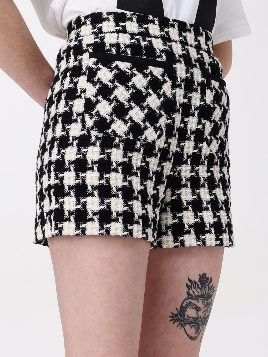 Short Woman color White