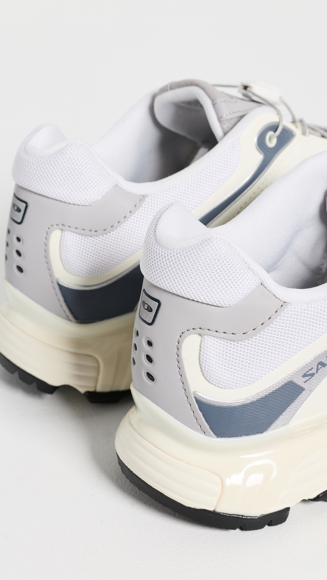 XT-Whisper Sneakers Vanilla Ice/White/Grisaille W