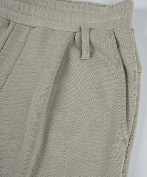 Comfort Loose Fit Pleated Sweatpants