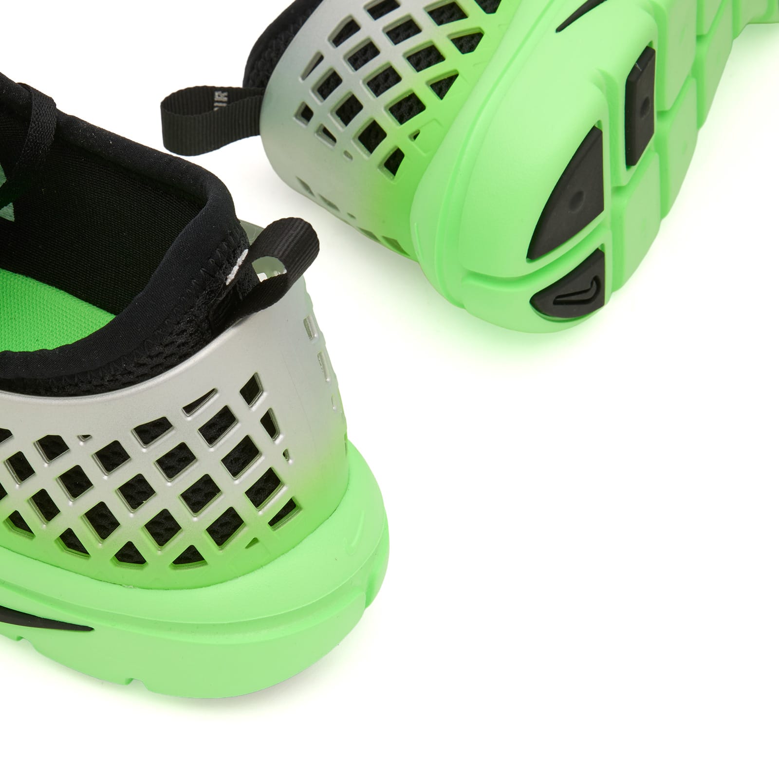 Rejuven8 Run OG QS Sneaker in Metallic Silver/Black/Voltage Green