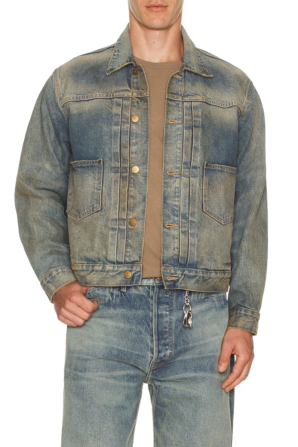 Brain Dead 1 4. Denim Trucker Jacket in Washed Indigo - Blue. XL/1X also in