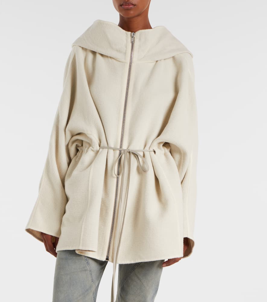 Camel and wool jacket