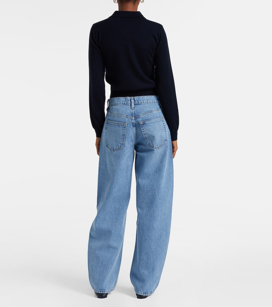 Low Slung mid-rise barrel-leg jeans