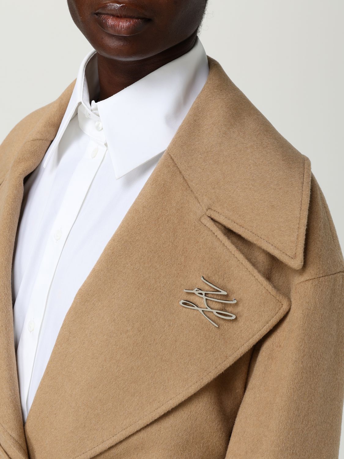 Coat Woman color Camel