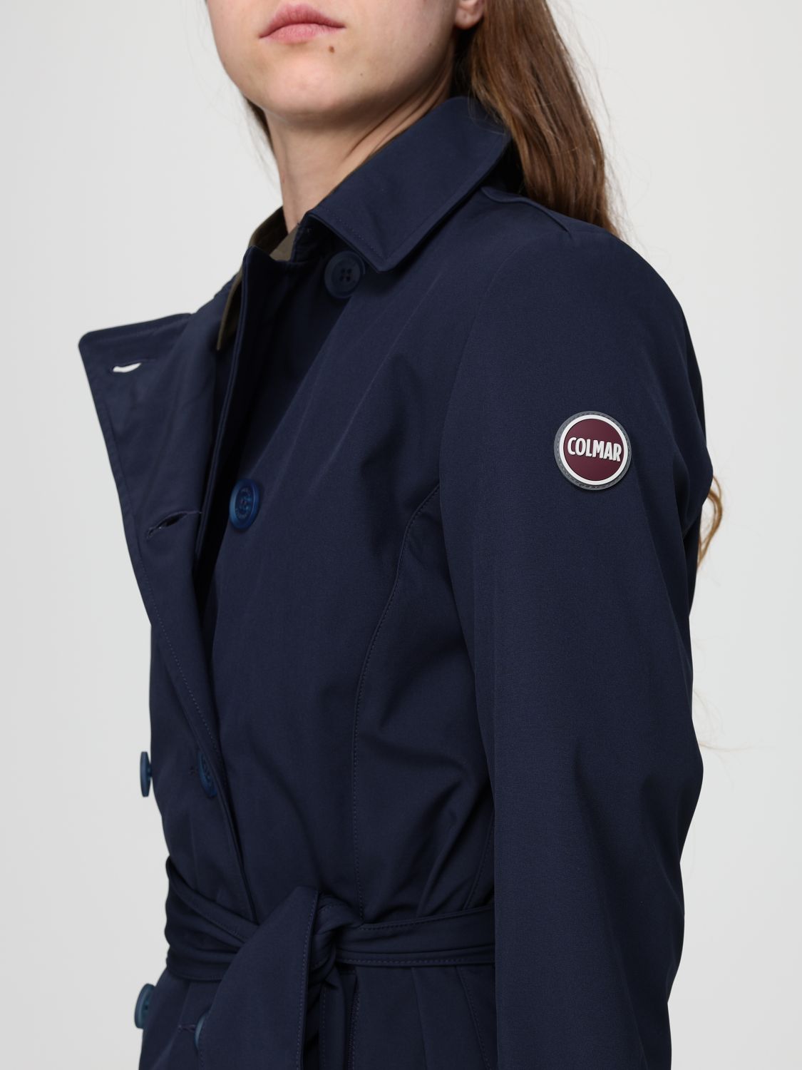 Logo-patch double-breasted trenchcoat - Neutrals